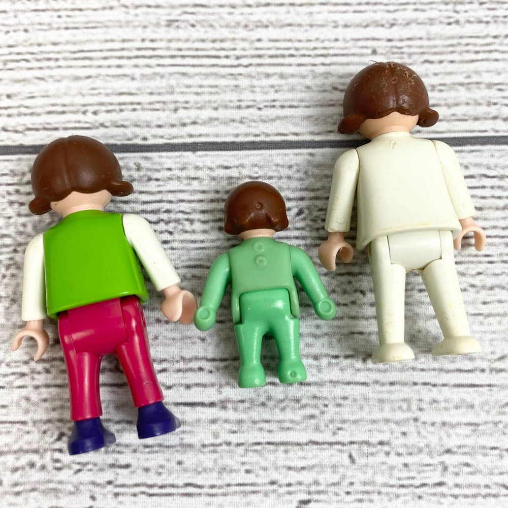 VNT GOOBRA 1995 and VNT Playmobil Figure Set of Three - Picture 6 of 8